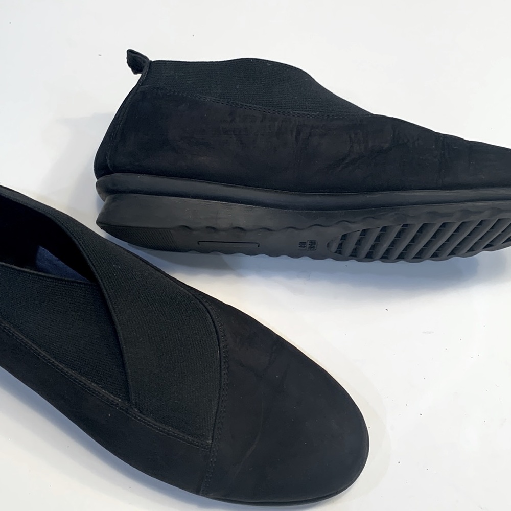 STUDIO FLEXX Sueded Slipons